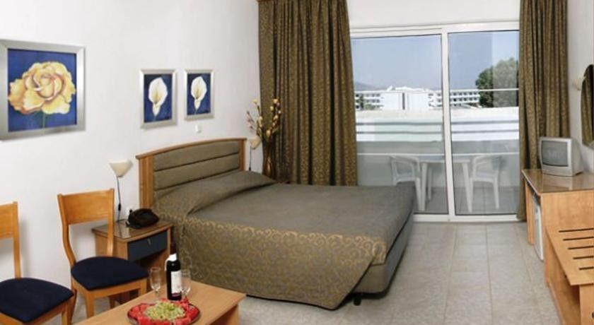 Memphis Beach Hotel Колимбия Экстерьер фото